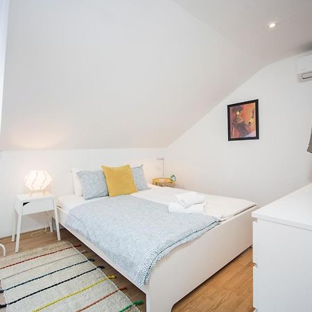 Top-Floor Apartment In Trogir Center Екстериор снимка